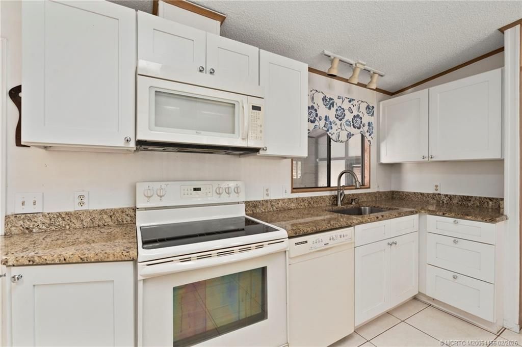 8205 Cinnamon Lane, Port Saint Lucie, FL 34952 Photo