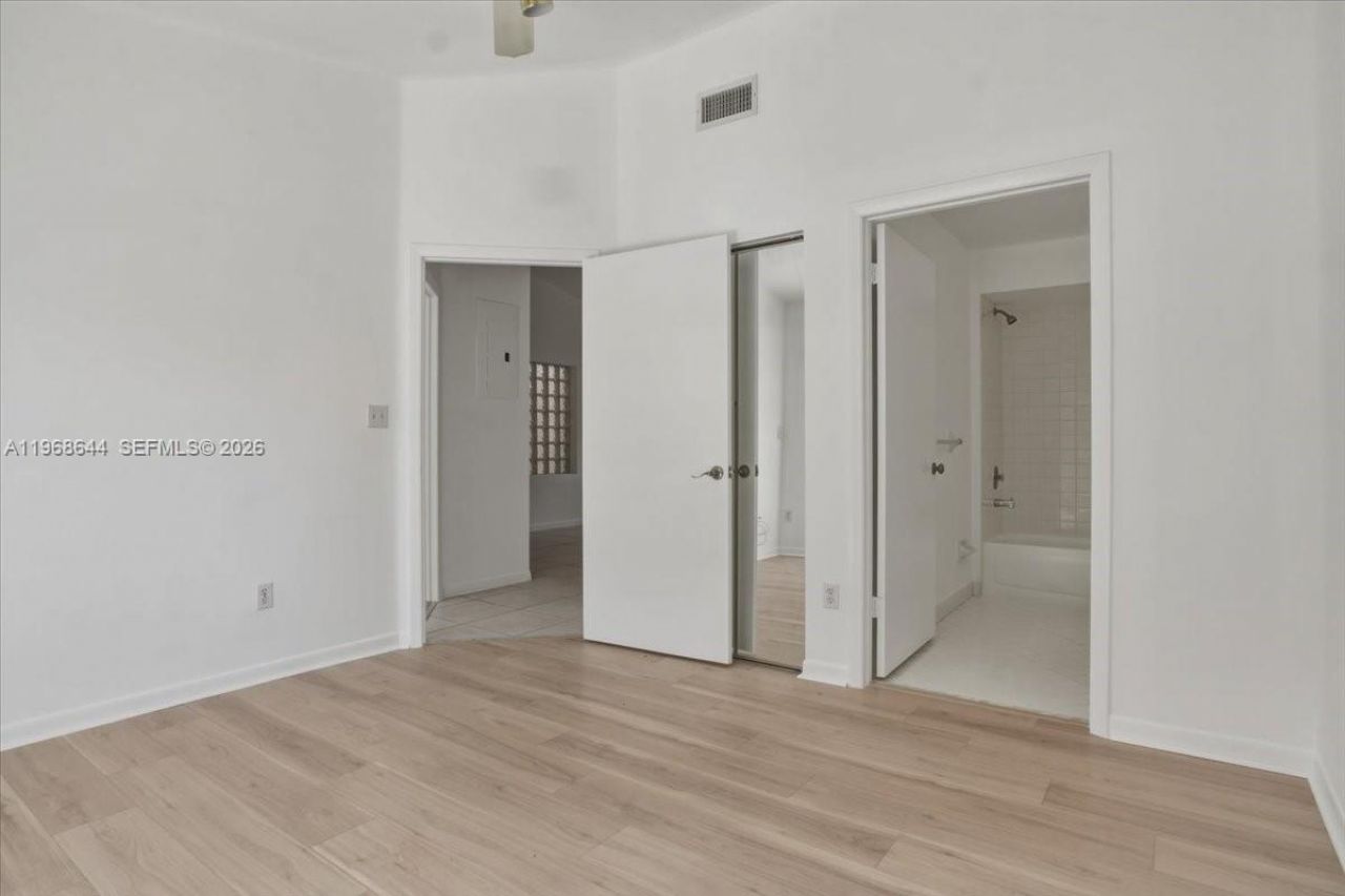 15246 SW 111th St, Miami, FL 33196 Photo