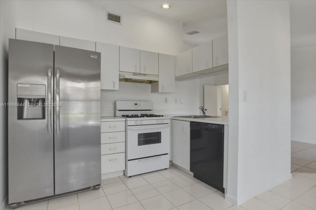 15246 SW 111th St, Miami, FL 33196 Photo