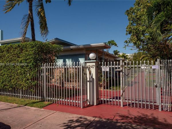 1247 Marseille Dr, Unit 113, Miami Beach, FL 33141