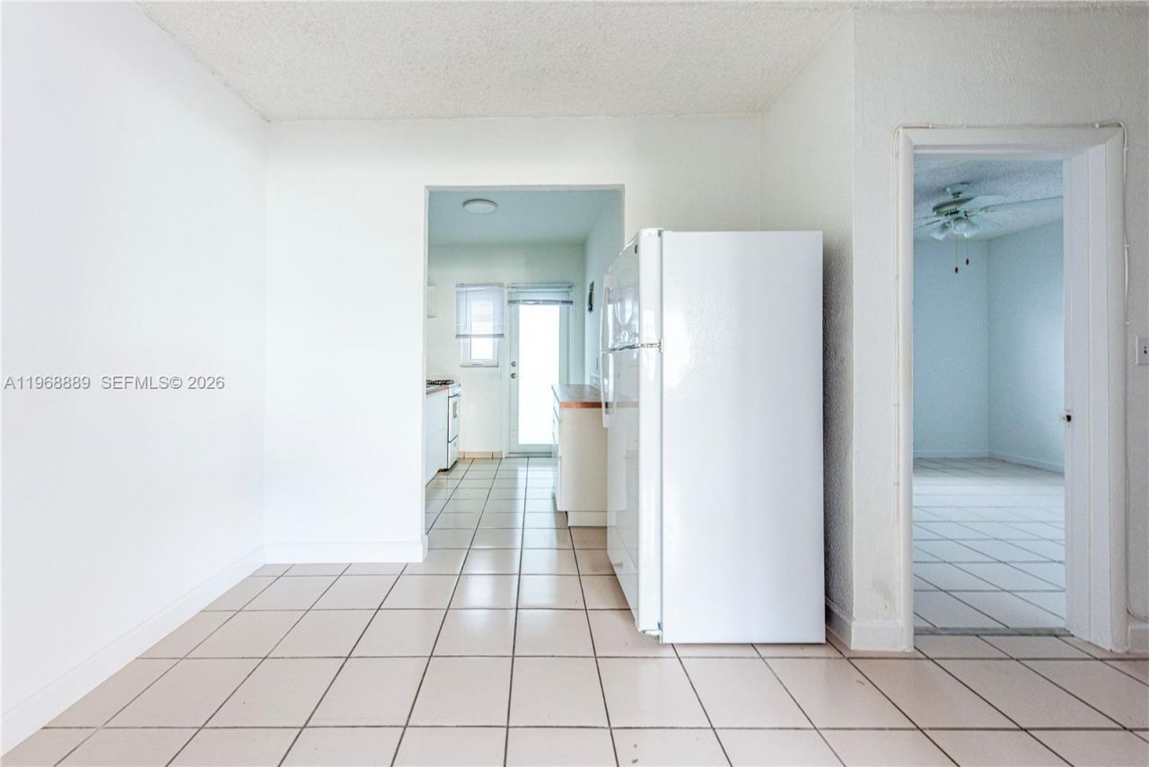 1247 Marseille Dr, Unit 113, Miami Beach, FL 33141 Photo