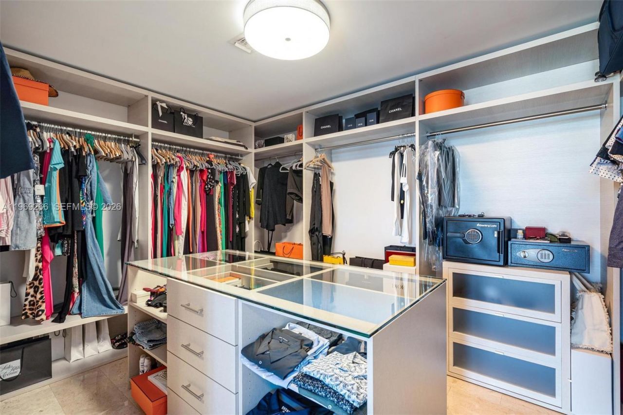 88 SW 7th St , Unit 3801, Miami, FL 33130 Photo