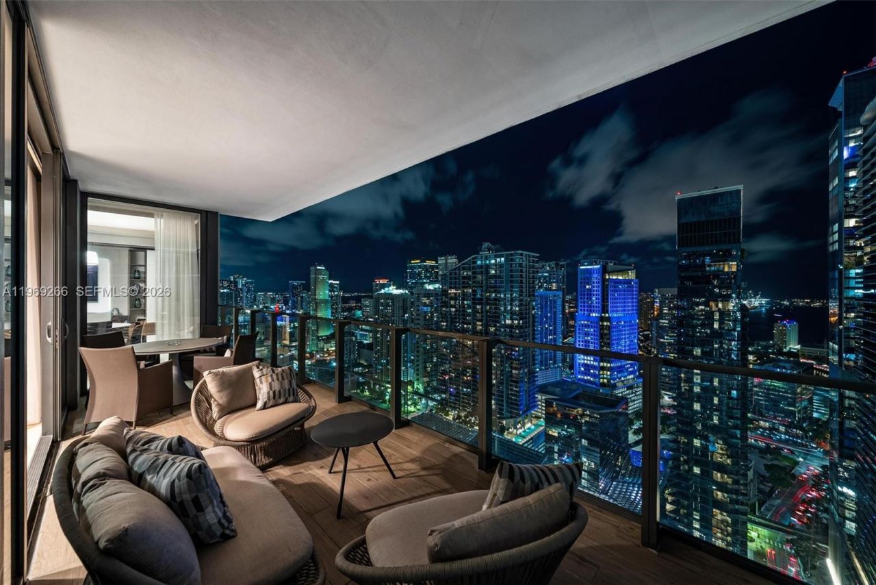 88 SW 7th St , Unit 3801, Miami, FL 33130 Photo