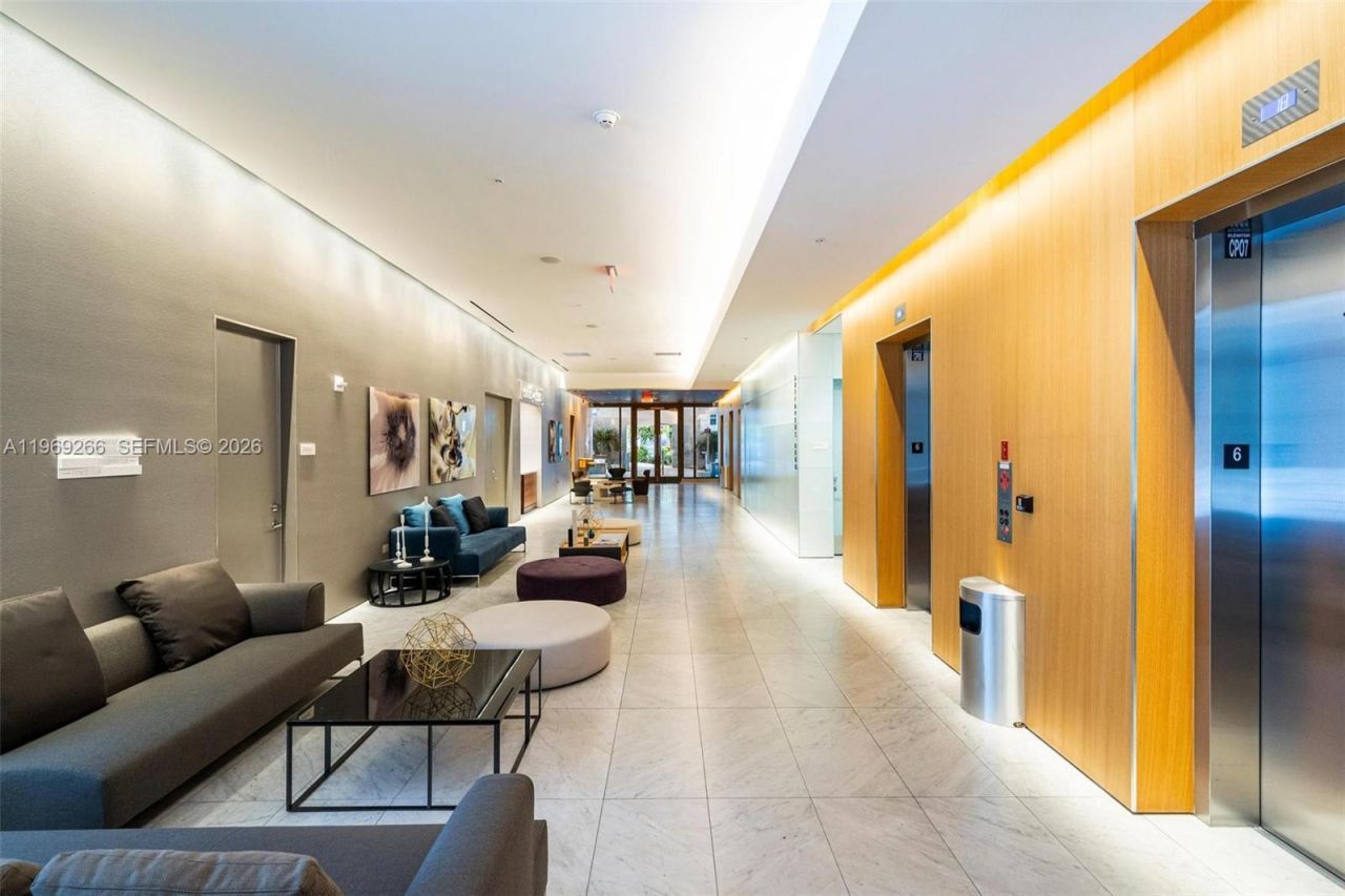 88 SW 7th St , Unit 3801, Miami, FL 33130 Photo