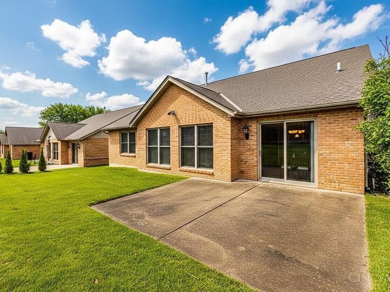 1192 Deerfield Circle, Hamilton, OH 45013 Photo 21