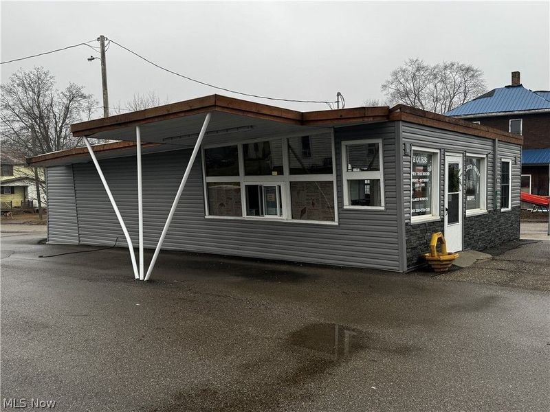 675 N Main Street, Killbuck, OH 44637 Photo 11