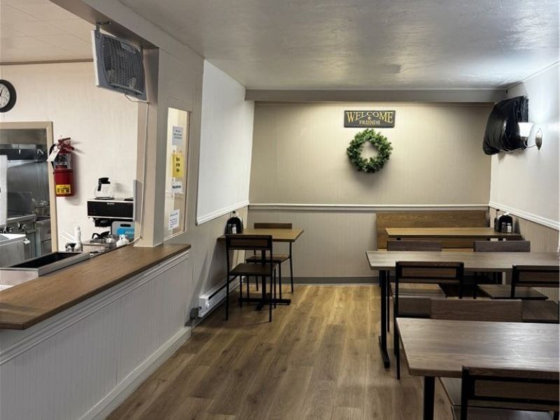 675 N Main Street, Killbuck, OH 44637 Photo 5