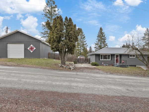 502 W Larch St, Newport, WA 99156