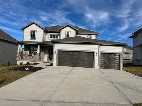 2682 W Park Street, Olathe, KS 66061