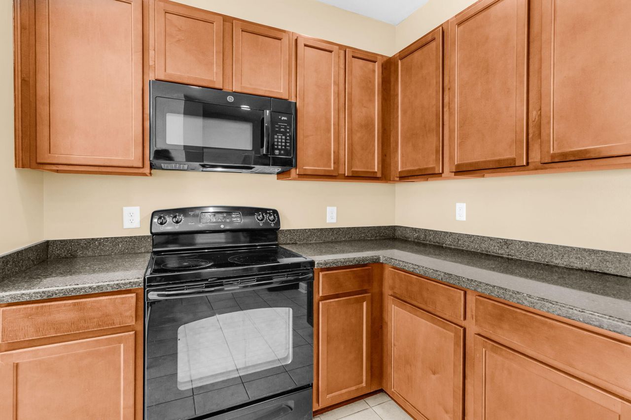 115 Longford Drive Photo 15