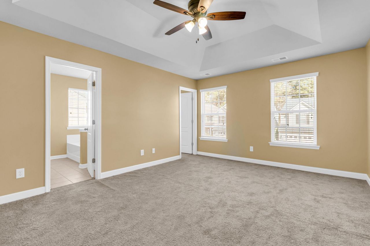 115 Longford Drive Photo 16