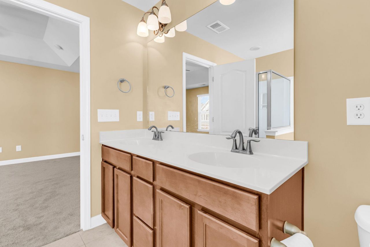 115 Longford Drive Photo 21