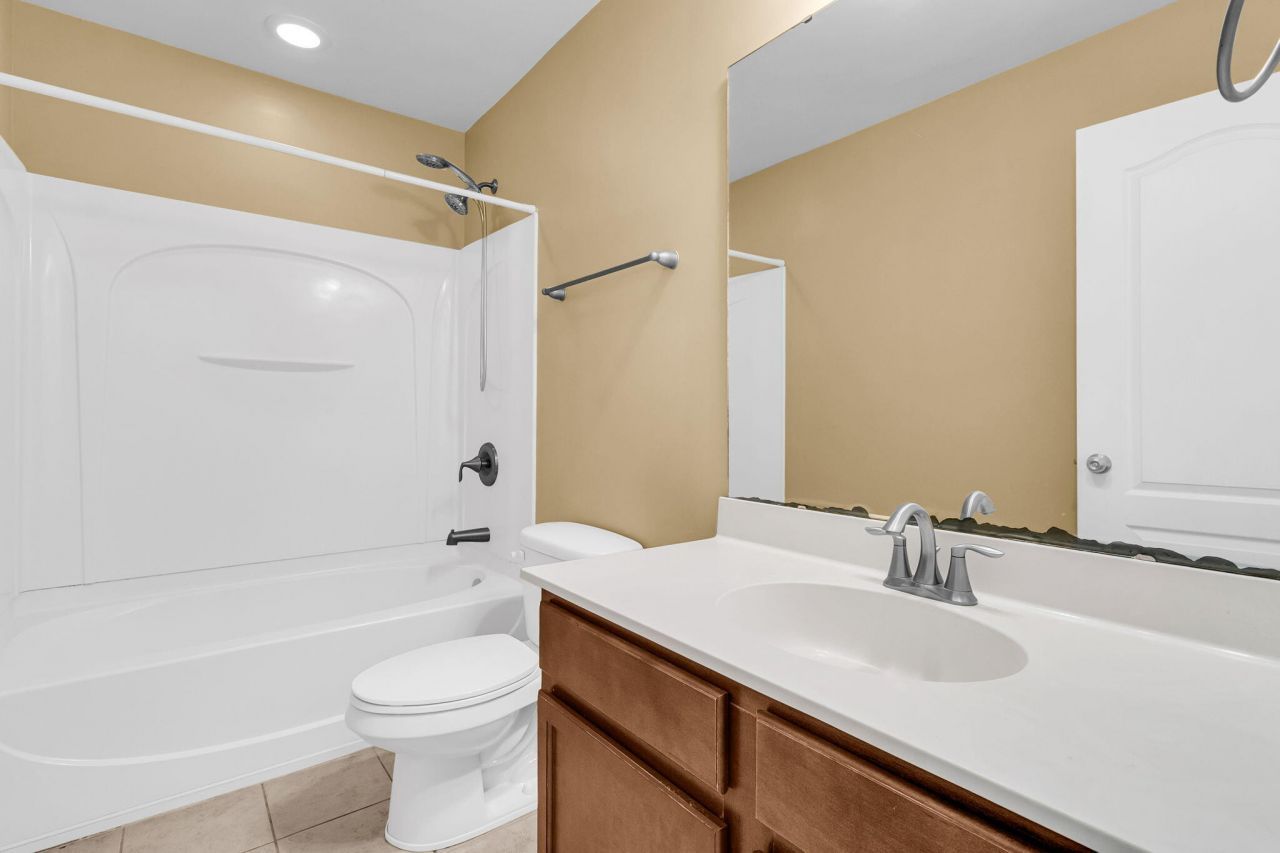 115 Longford Drive Photo 24