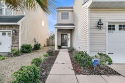 115 Longford Drive photo 4