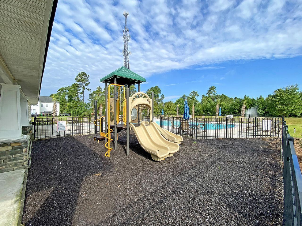 115 Longford Drive Photo 40