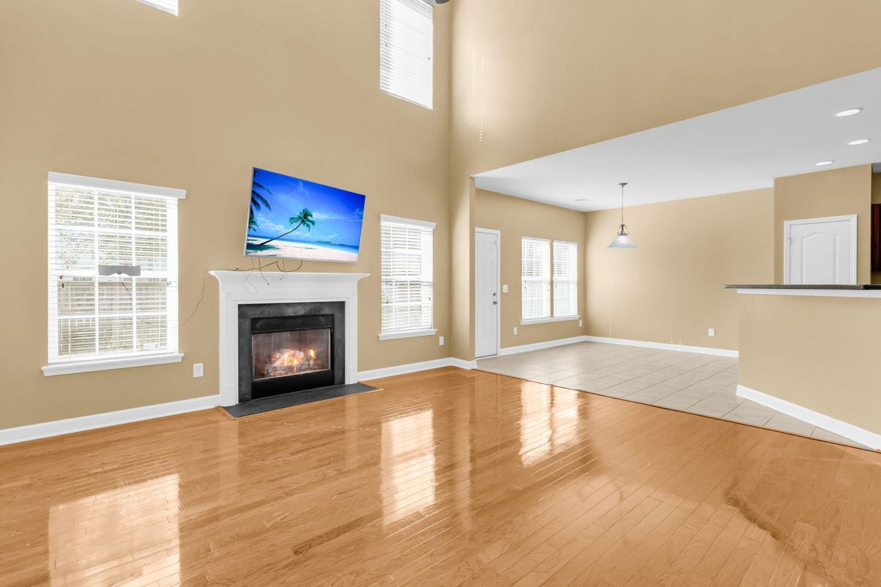 115 Longford Drive Photo 7