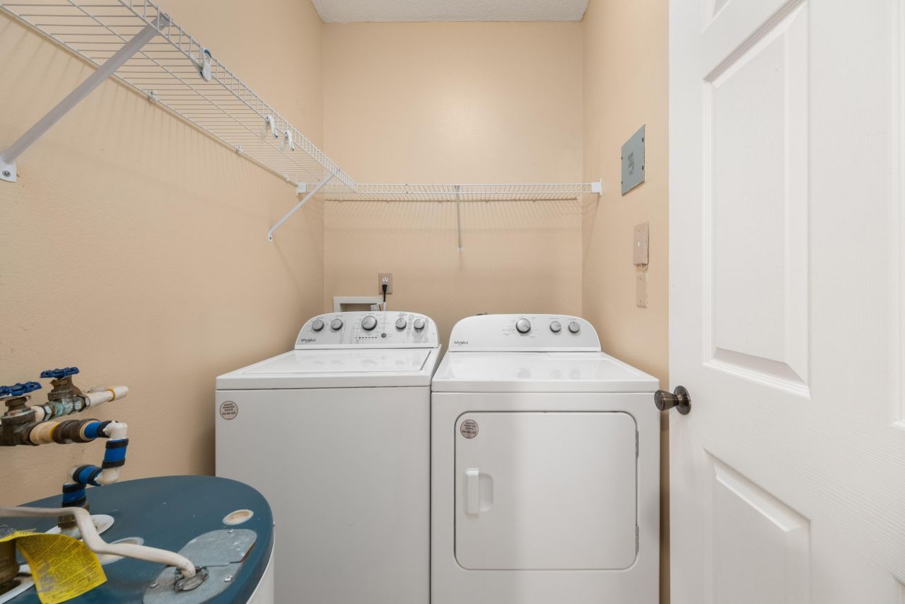 2111 Chatelain Way Photo 14