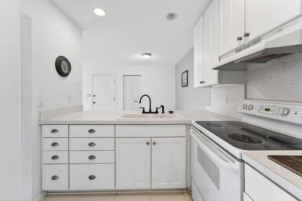 3402 E Gardens East Drive, Unit 7b, Palm Beach Gardens, FL 33410 Photo