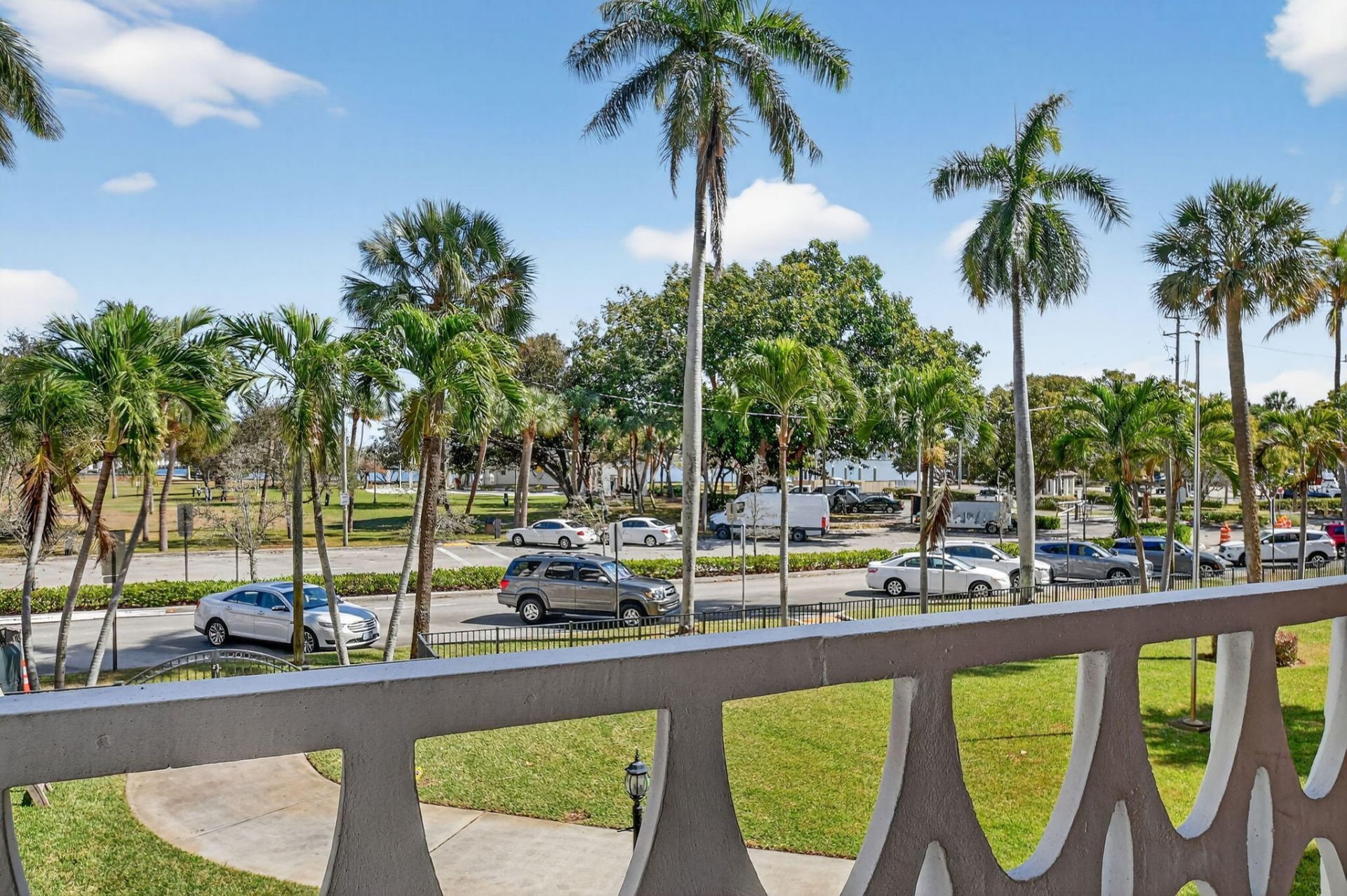 15 S Golfview Road, Unit 201, Lake Worth Beach, FL 33460 Photo