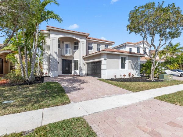 10557 Galleria Street, Wellington, FL 33414