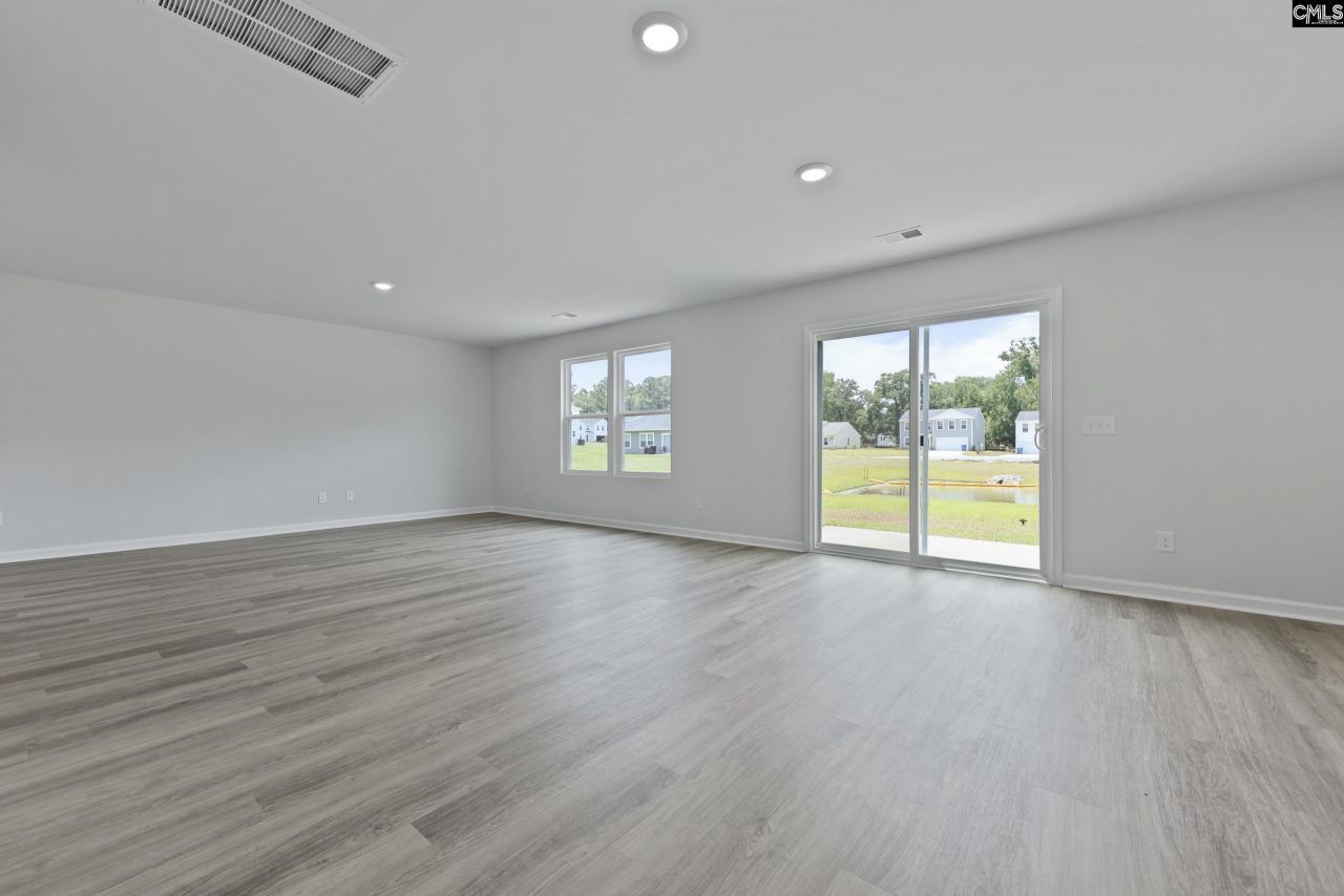 326 Paratrooper Lane Photo 15