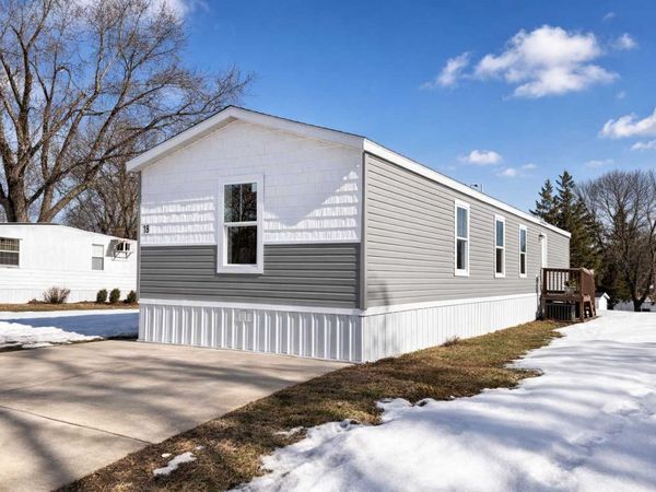 555 2nd Street SE, Unit 18, Cokato, MN 55321