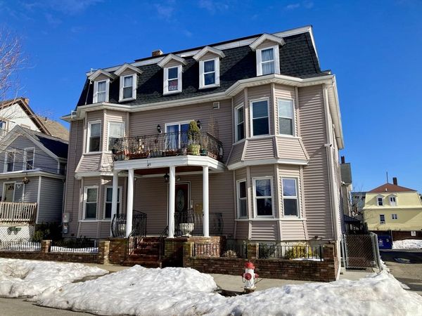 49 Linden St, Unit 2, Fall River, MA 02720