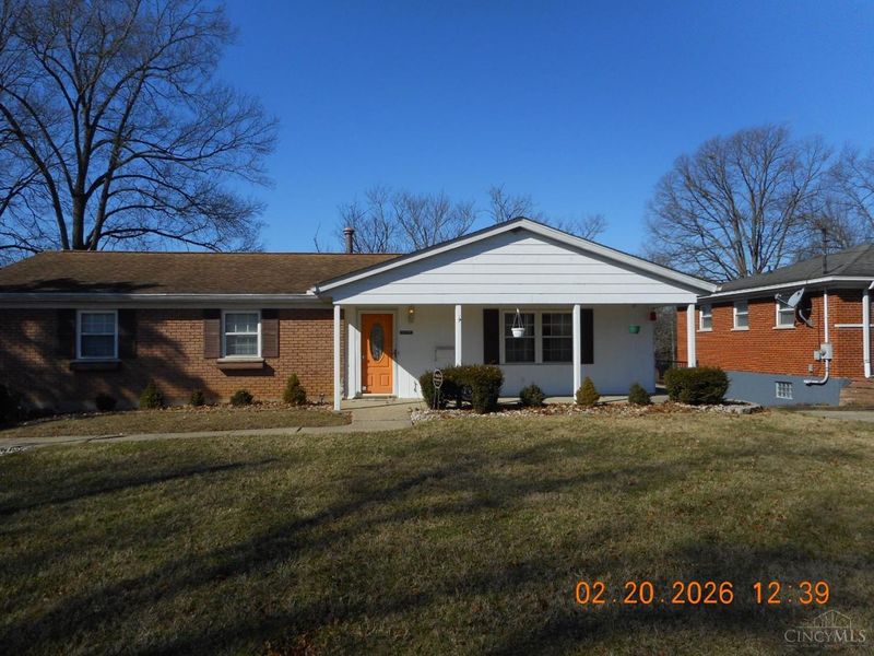 5621 Penway Court, Green Township, OH 45239 Photo 1