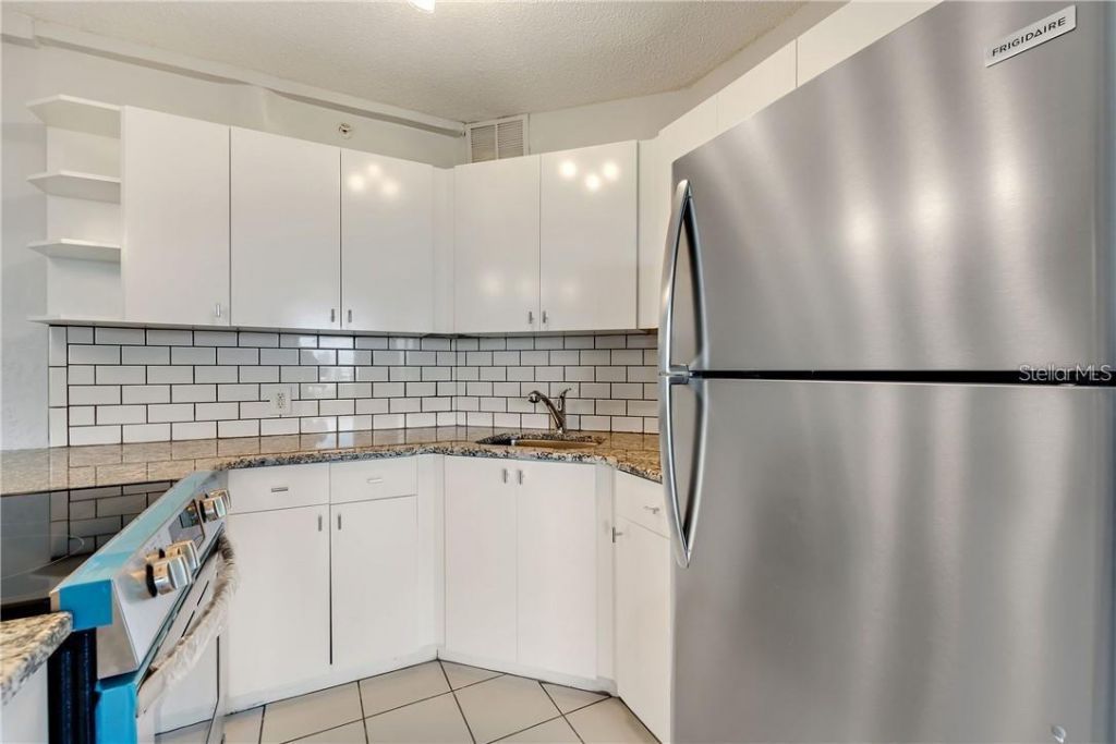 3315 58th Avenue S, Unit 615, Saint Petersburg, FL 33712 Photo