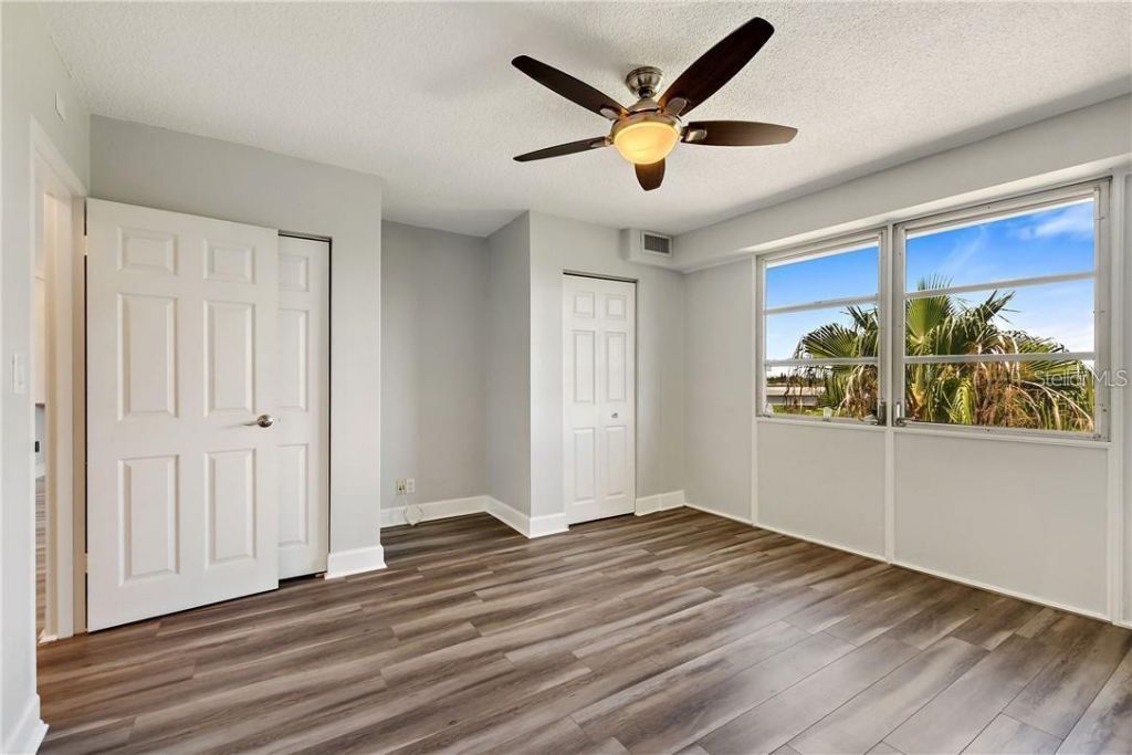 3315 58th Avenue S, Unit 615, Saint Petersburg, FL 33712 Photo