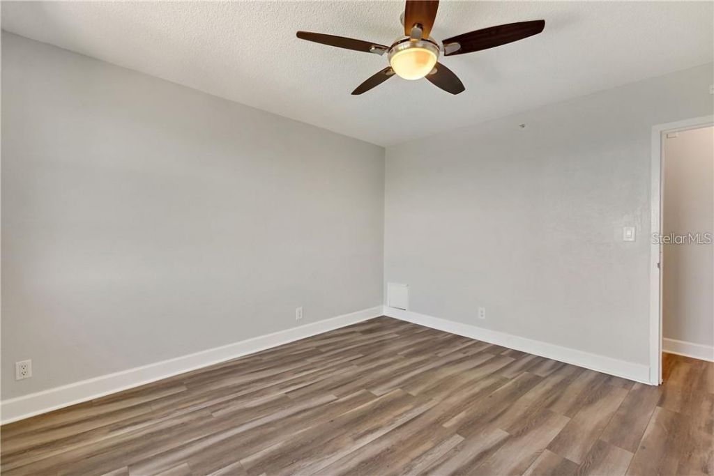 3315 58th Avenue S, Unit 615, Saint Petersburg, FL 33712 Photo