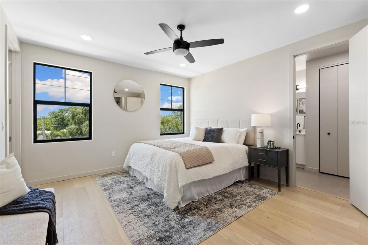 2211 16th Street N, Saint Petersburg, FL 33704 Photo