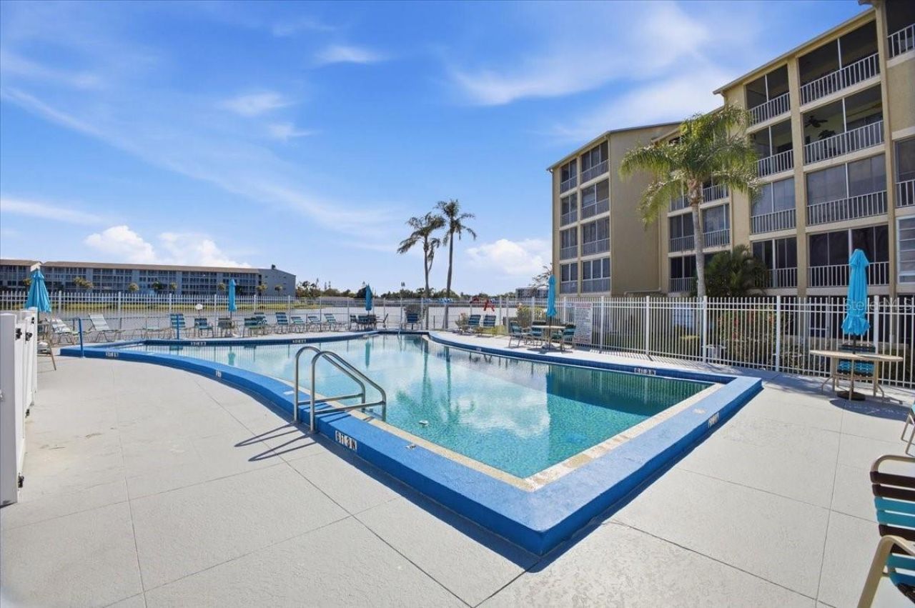 3710 Lake Bayshore Drive, Unit k416, Bradenton, FL 34205 Photo