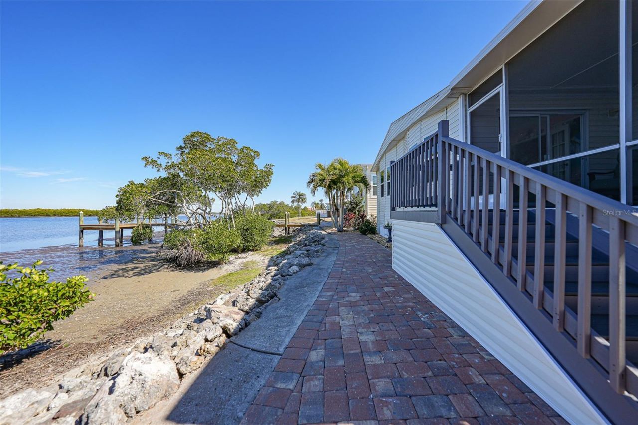 4300 Riverside Drive, Unit 112, Punta Gorda, FL 33982 Photo