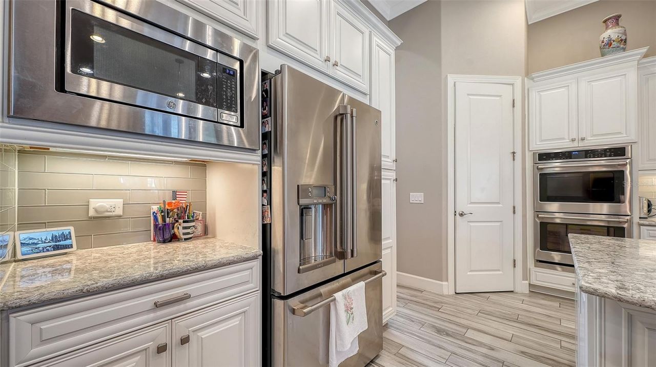 12028 Legacy Estates Boulevard, Sarasota, FL 34238 Photo