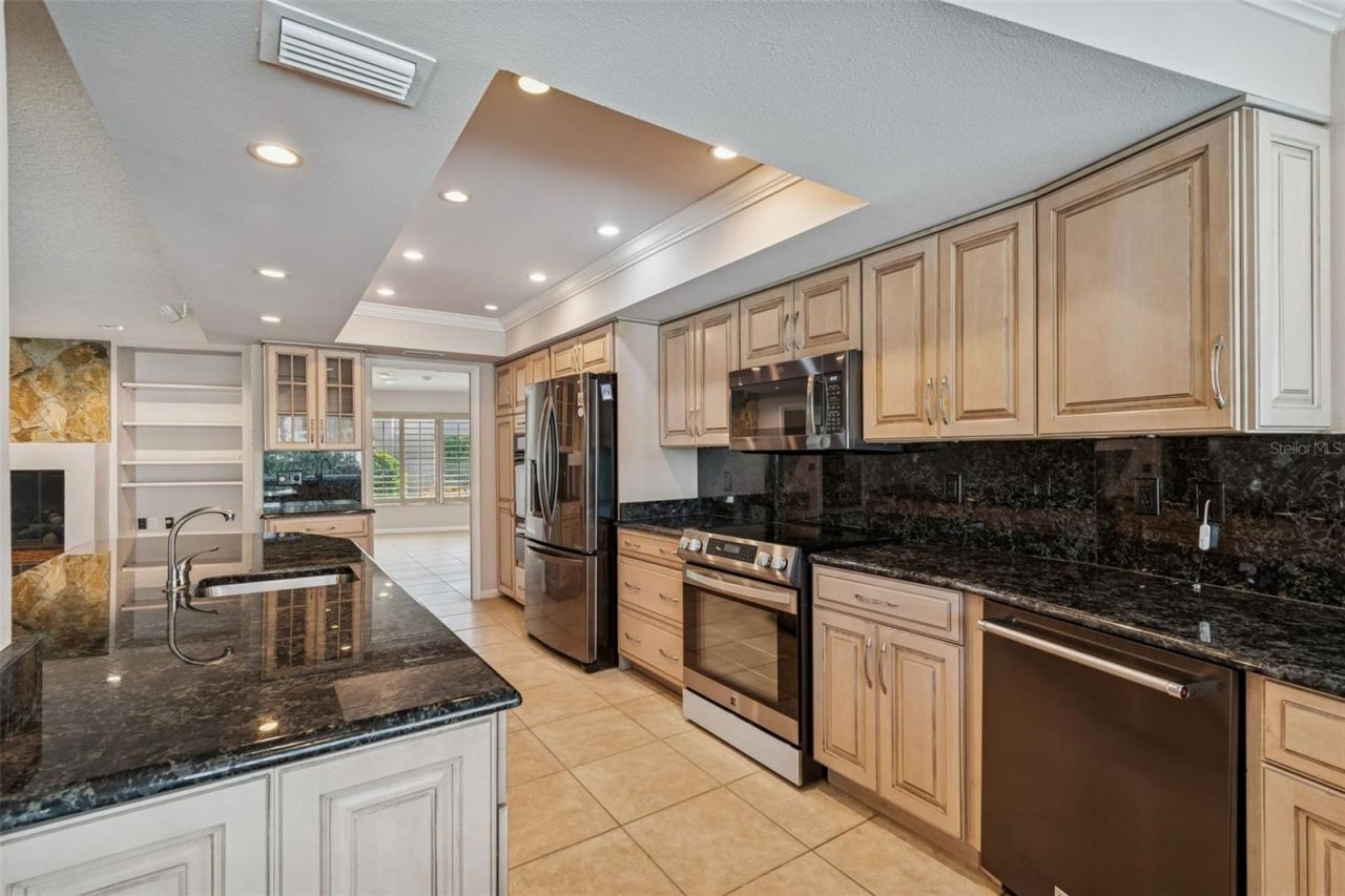 4304 Saltwater Boulevard, Unit A, Tampa, FL 33615 Photo