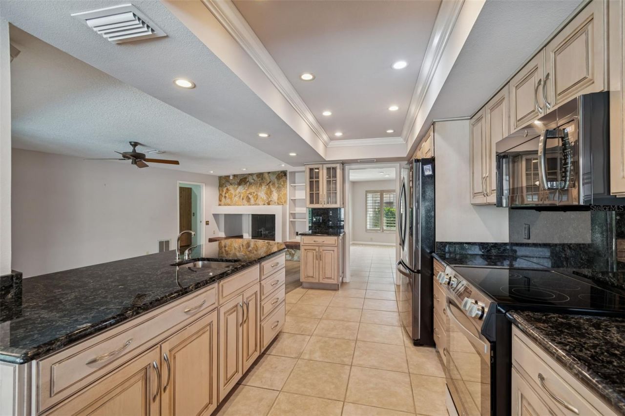 4304 Saltwater Boulevard, Unit A, Tampa, FL 33615 Photo