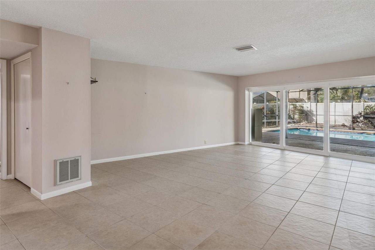 4304 Saltwater Boulevard, Unit A, Tampa, FL 33615 Photo