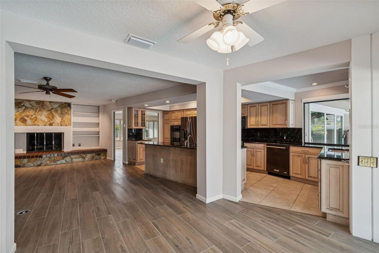 4304 Saltwater Boulevard, Unit A, Tampa, FL 33615 Photo