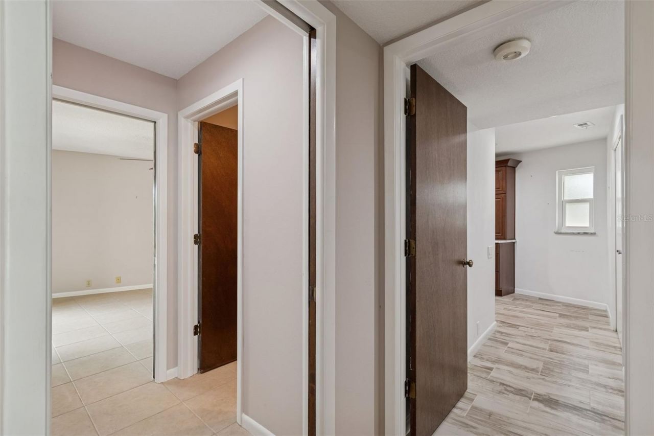 4304 Saltwater Boulevard, Unit A, Tampa, FL 33615 Photo