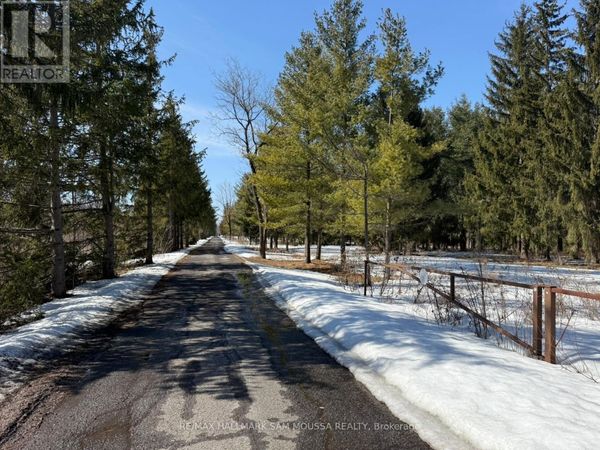 970 Cameron Street, Ottawa, ON K4C1C6