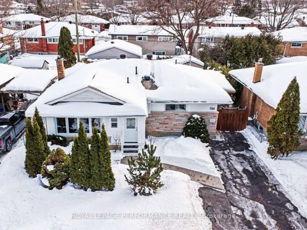 788 Dickens Avenue, Ottawa, ON K1G2X8