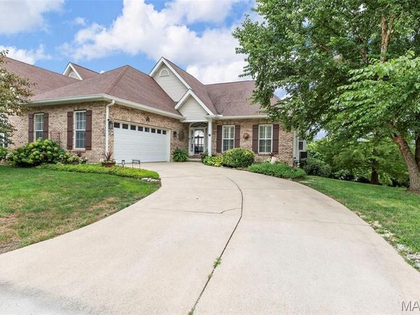 145 Brickyard Drive, Golden Eagle, IL 62036