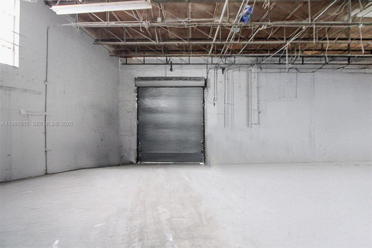 7000 NW 37th Ct , Hialeah, FL 33147 Photo