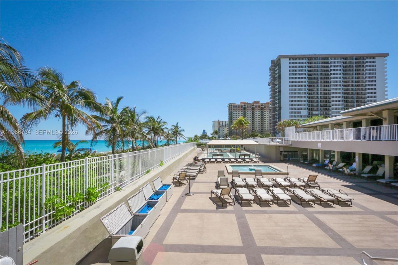 1980 S Ocean Dr, Unit 7F, Hallandale Beach, FL 33009 Photo