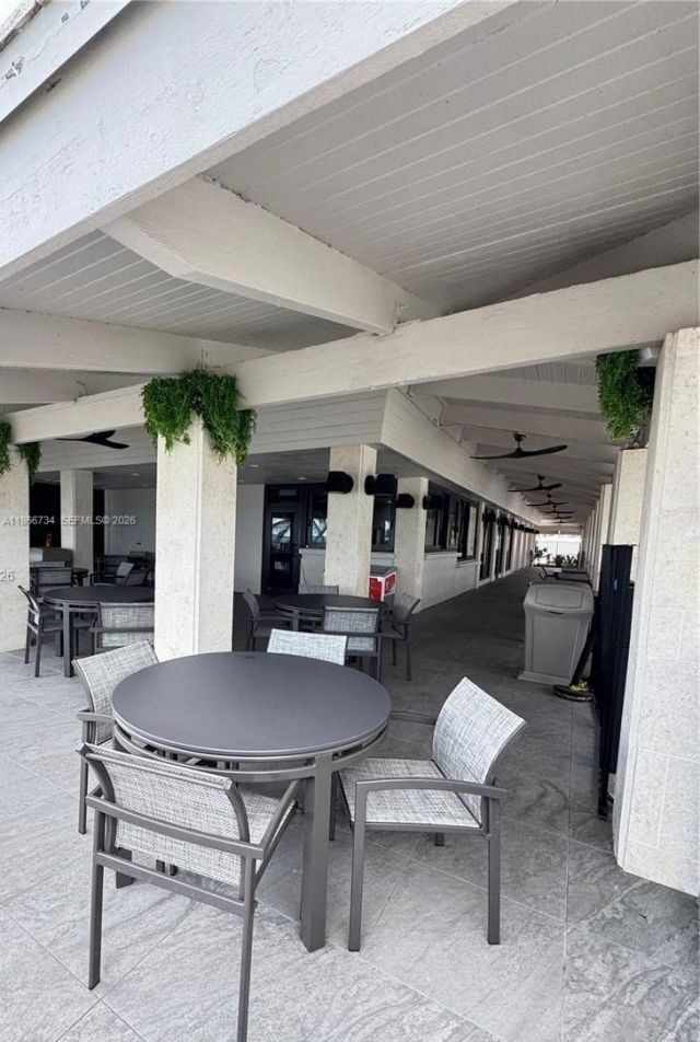 1980 S Ocean Dr, Unit 7F, Hallandale Beach, FL 33009 Photo