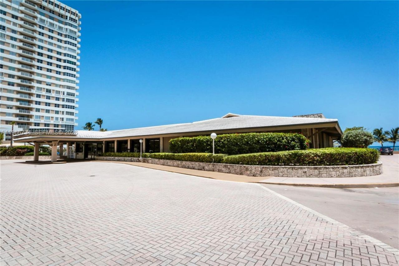1980 S Ocean Dr, Unit 7F, Hallandale Beach, FL 33009 Photo