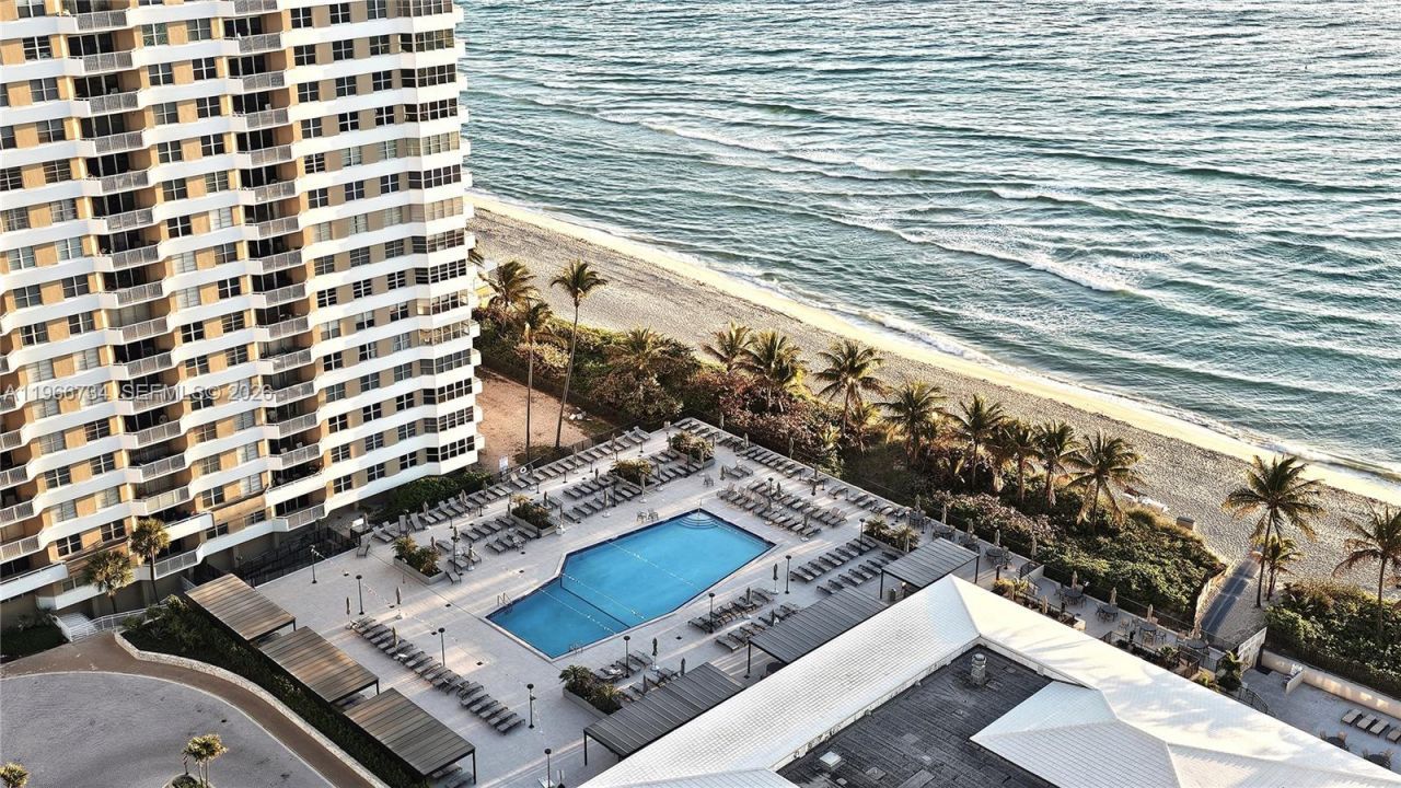 1980 S Ocean Dr, Unit 7F, Hallandale Beach, FL 33009 Photo
