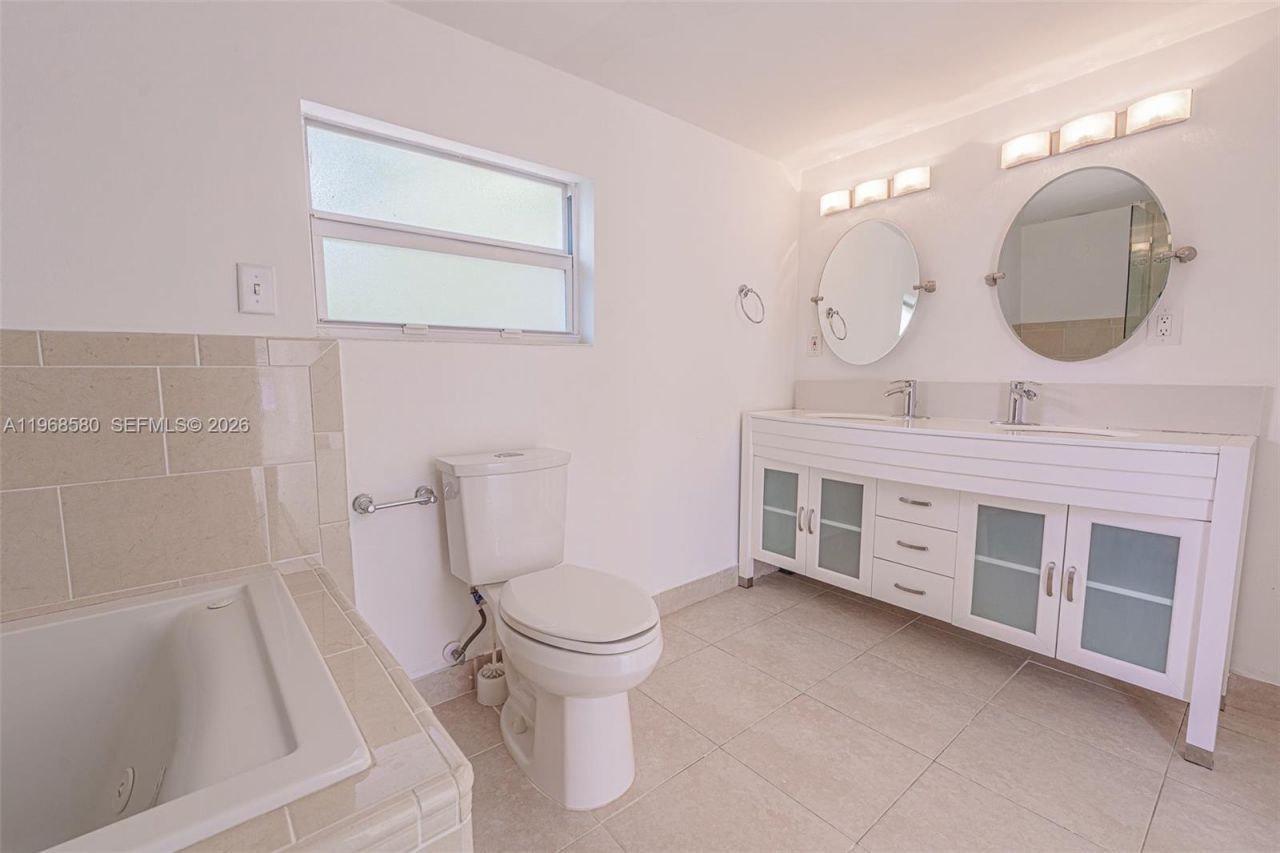 528 SW 21st Ave , Miami, FL 33135 Photo