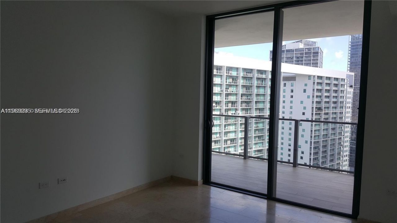 68 SE 6th St , Unit 3305, Miami, FL 33131 Photo
